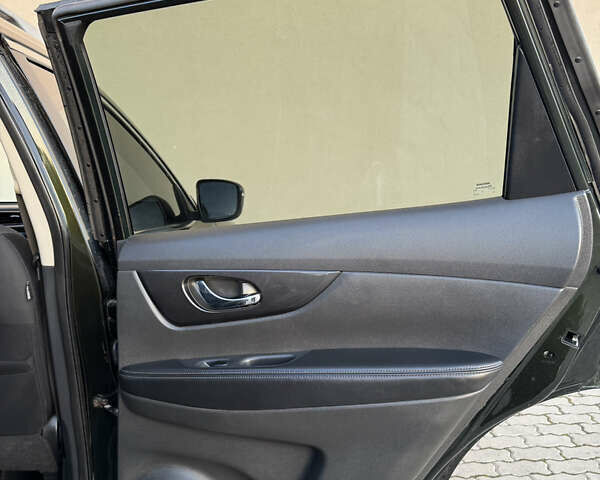 Зелений Ніссан Rogue, об'ємом двигуна 2.49 л та пробігом 175 тис. км за 14999 $, фото 56 на Automoto.ua