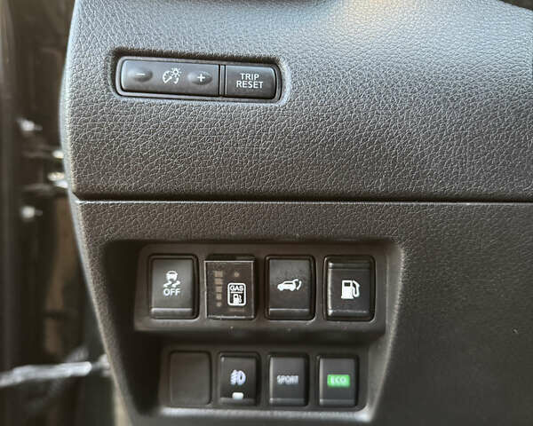 Зелений Ніссан Rogue, об'ємом двигуна 2.49 л та пробігом 175 тис. км за 14999 $, фото 43 на Automoto.ua