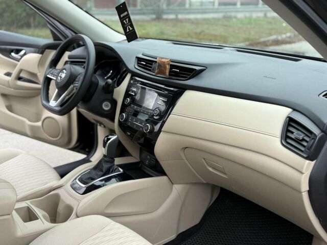 Зеленый Ниссан Rogue, объемом двигателя 2.5 л и пробегом 150 тыс. км за 321 $, фото 10 на Automoto.ua