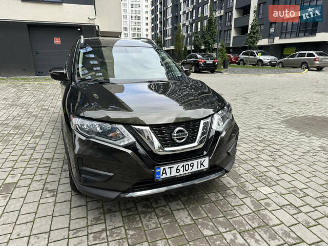 Зеленый Ниссан Rogue, объемом двигателя 2.49 л и пробегом 160 тыс. км за 14700 $, фото 5 на Automoto.ua