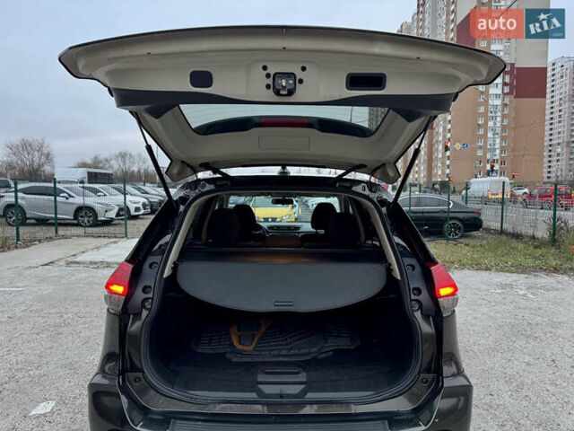 Зелений Ніссан Rogue, об'ємом двигуна 2.49 л та пробігом 172 тис. км за 13999 $, фото 30 на Automoto.ua