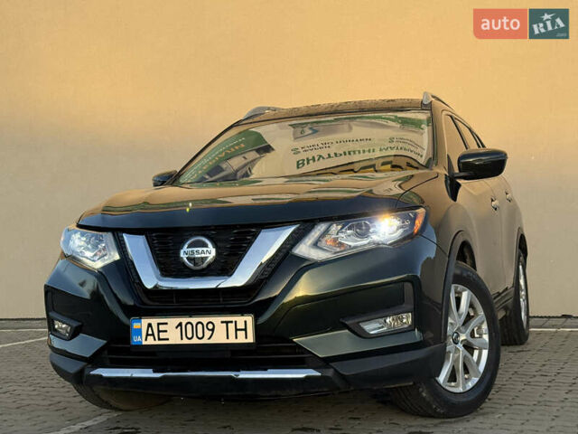 Зелений Ніссан Rogue, об'ємом двигуна 2.49 л та пробігом 175 тис. км за 14999 $, фото 6 на Automoto.ua