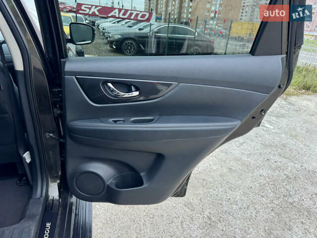 Зелений Ніссан Rogue, об'ємом двигуна 2.49 л та пробігом 172 тис. км за 13999 $, фото 42 на Automoto.ua