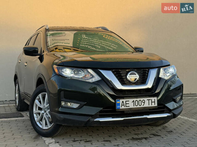 Зелений Ніссан Rogue, об'ємом двигуна 2.49 л та пробігом 175 тис. км за 14999 $, фото 1 на Automoto.ua
