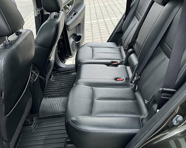 Зеленый Ниссан Rogue, объемом двигателя 2.5 л и пробегом 132 тыс. км за 16500 $, фото 15 на Automoto.ua