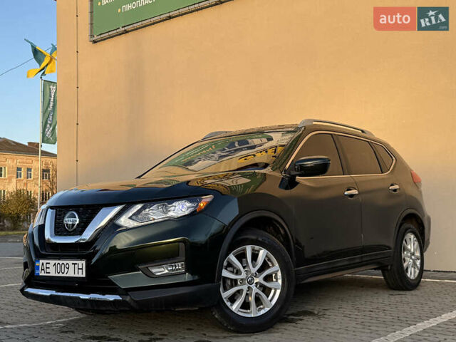 Зелений Ніссан Rogue, об'ємом двигуна 2.49 л та пробігом 175 тис. км за 14999 $, фото 5 на Automoto.ua