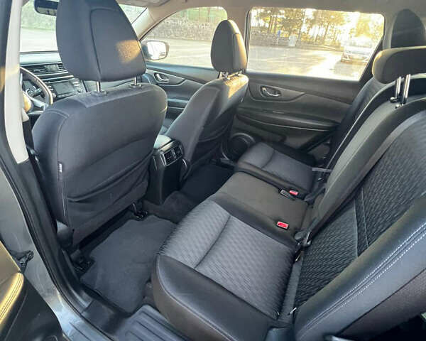 Зеленый Ниссан Rogue, объемом двигателя 2.49 л и пробегом 160 тыс. км за 13400 $, фото 11 на Automoto.ua