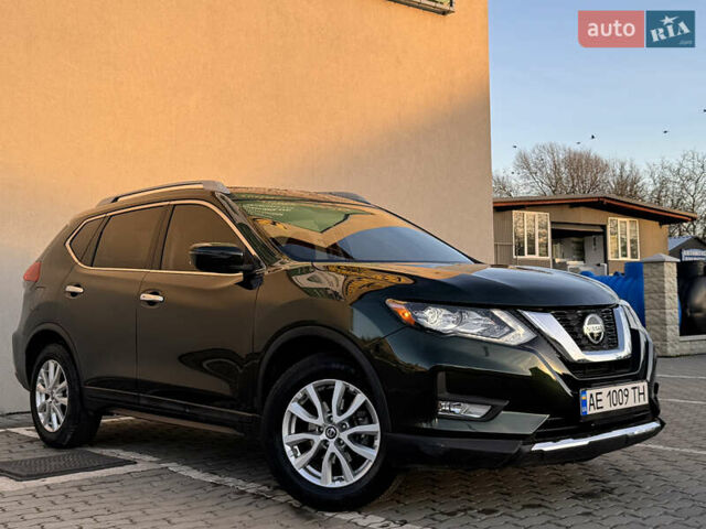 Зелений Ніссан Rogue, об'ємом двигуна 2.49 л та пробігом 175 тис. км за 14999 $, фото 11 на Automoto.ua