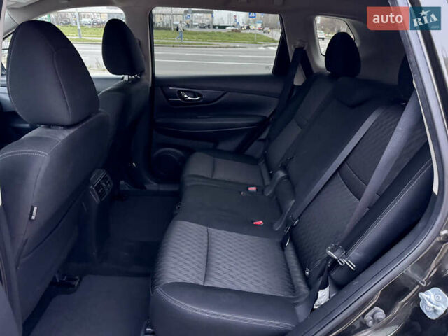 Зелений Ніссан Rogue, об'ємом двигуна 2.49 л та пробігом 172 тис. км за 13999 $, фото 40 на Automoto.ua