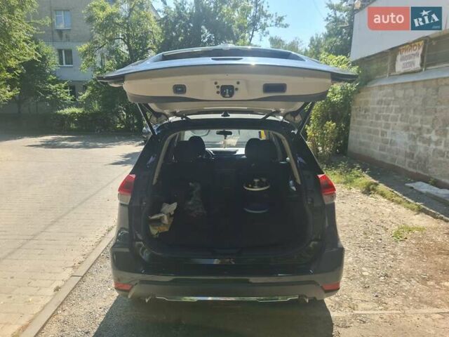 Зеленый Ниссан Rogue, объемом двигателя 2.49 л и пробегом 108 тыс. км за 15300 $, фото 5 на Automoto.ua