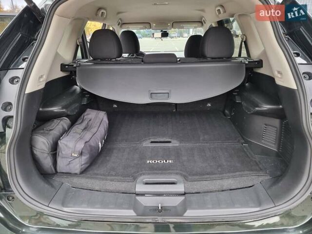 Зеленый Ниссан Rogue, объемом двигателя 2.49 л и пробегом 148 тыс. км за 16700 $, фото 20 на Automoto.ua