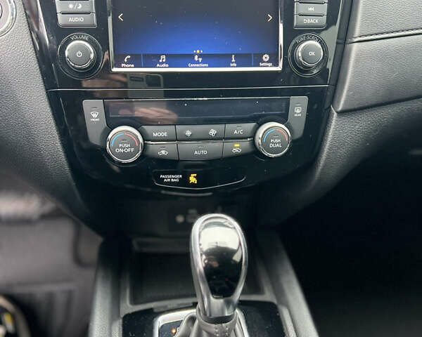 Зелений Ніссан Rogue, об'ємом двигуна 2.49 л та пробігом 112 тис. км за 14650 $, фото 4 на Automoto.ua