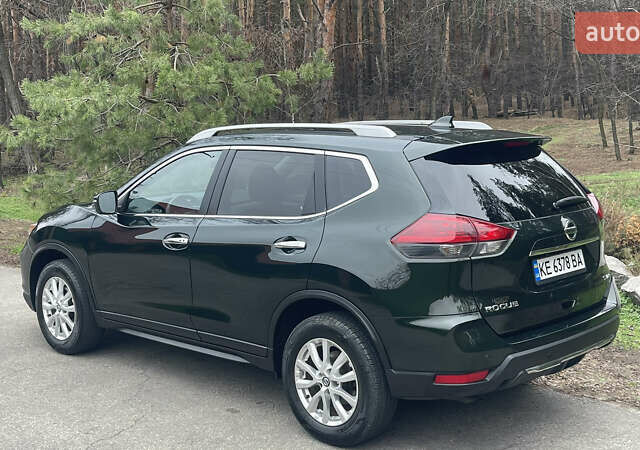 Зеленый Ниссан Rogue, объемом двигателя 2.49 л и пробегом 74 тыс. км за 17100 $, фото 5 на Automoto.ua