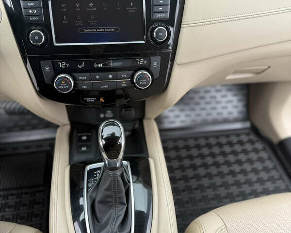 Зеленый Ниссан Rogue, объемом двигателя 2.5 л и пробегом 138 тыс. км за 16900 $, фото 32 на Automoto.ua