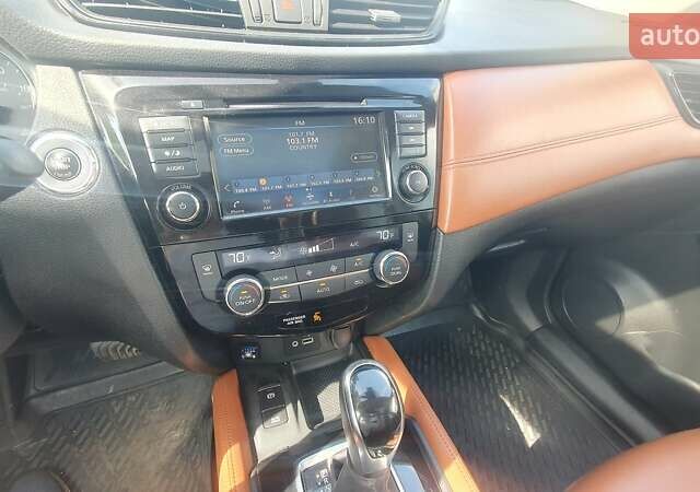 Оранжевый Ниссан Rogue, объемом двигателя 2.49 л и пробегом 92 тыс. км за 17900 $, фото 11 на Automoto.ua