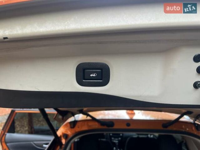 Оранжевый Ниссан Rogue, объемом двигателя 2.49 л и пробегом 86 тыс. км за 14900 $, фото 24 на Automoto.ua