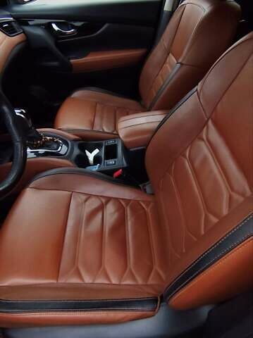 Оранжевый Ниссан Rogue, объемом двигателя 2.49 л и пробегом 120 тыс. км за 19000 $, фото 3 на Automoto.ua