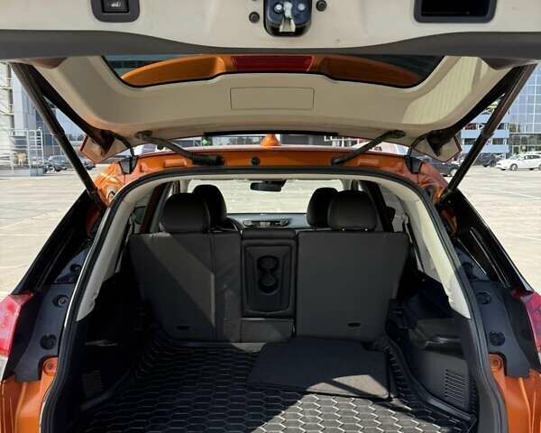 Помаранчевий Ніссан Rogue, об'ємом двигуна 2.49 л та пробігом 91 тис. км за 14999 $, фото 8 на Automoto.ua