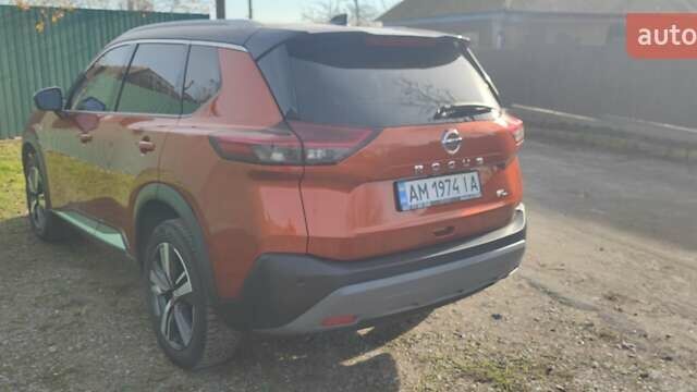 Помаранчевий Ніссан Rogue, об'ємом двигуна 2.5 л та пробігом 83 тис. км за 25500 $, фото 3 на Automoto.ua