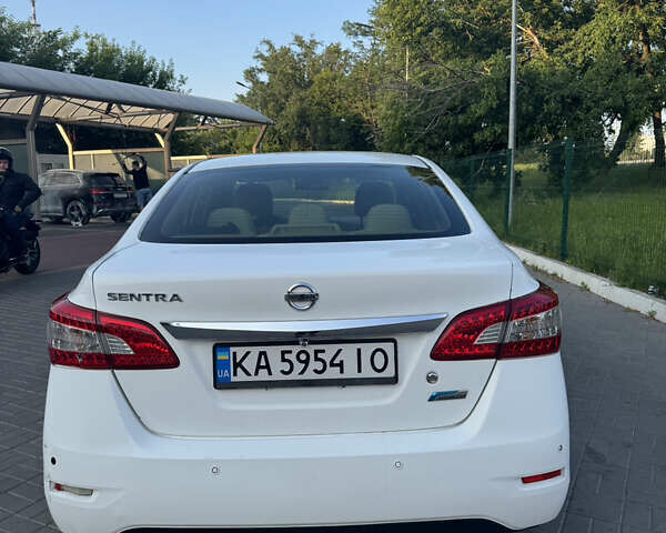 Белый Ниссан Сентра, объемом двигателя 1.6 л и пробегом 144 тыс. км за 7200 $, фото 6 на Automoto.ua