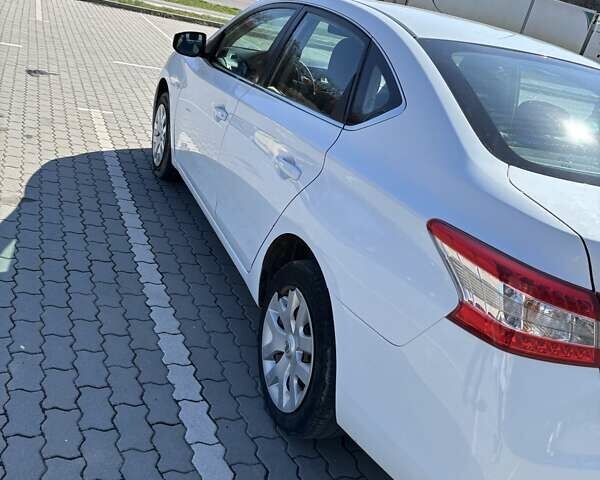 Белый Ниссан Сентра, объемом двигателя 1.6 л и пробегом 135 тыс. км за 8500 $, фото 2 на Automoto.ua