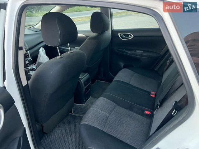 Белый Ниссан Сентра, объемом двигателя 1.8 л и пробегом 160 тыс. км за 7800 $, фото 9 на Automoto.ua