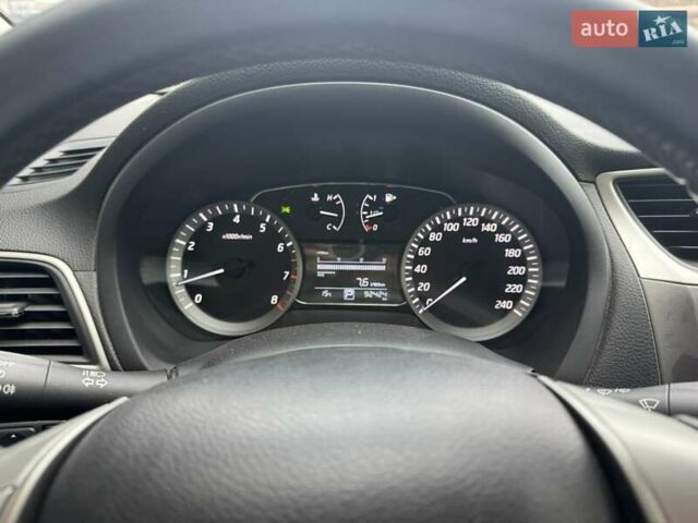 Белый Ниссан Сентра, объемом двигателя 1.6 л и пробегом 93 тыс. км за 9800 $, фото 11 на Automoto.ua