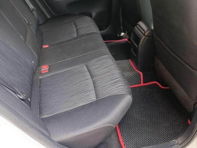 Белый Ниссан Сентра, объемом двигателя 1.8 л и пробегом 100 тыс. км за 9500 $, фото 6 на Automoto.ua