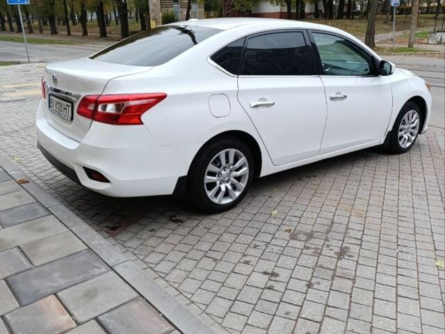 Белый Ниссан Сентра, объемом двигателя 1.8 л и пробегом 100 тыс. км за 9500 $, фото 1 на Automoto.ua