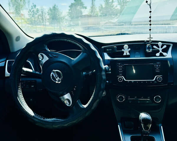 Белый Ниссан Сентра, объемом двигателя 1.8 л и пробегом 185 тыс. км за 9900 $, фото 13 на Automoto.ua