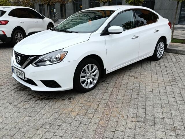 Белый Ниссан Сентра, объемом двигателя 1.8 л и пробегом 100 тыс. км за 9500 $, фото 2 на Automoto.ua