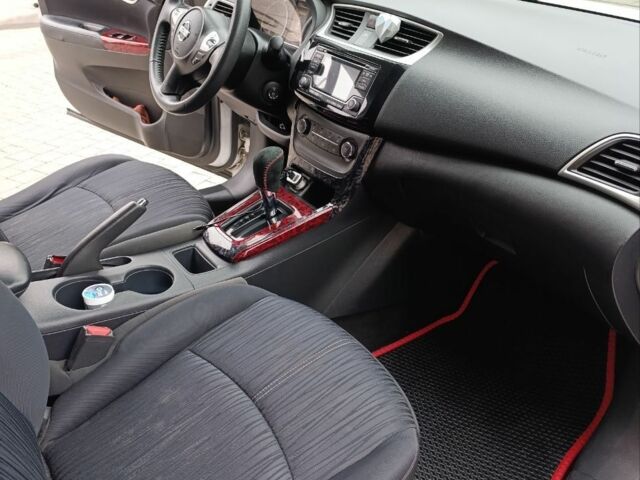 Белый Ниссан Сентра, объемом двигателя 1.8 л и пробегом 100 тыс. км за 9500 $, фото 7 на Automoto.ua