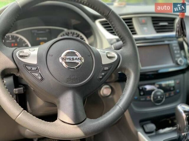 Белый Ниссан Сентра, объемом двигателя 1.8 л и пробегом 40 тыс. км за 12000 $, фото 6 на Automoto.ua