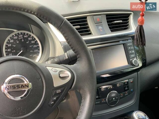 Белый Ниссан Сентра, объемом двигателя 1.8 л и пробегом 40 тыс. км за 12000 $, фото 10 на Automoto.ua