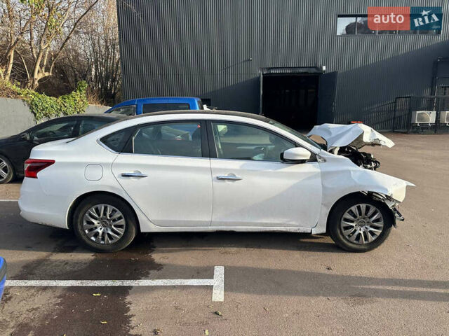 Білий Ніссан Сентра, об'ємом двигуна 1.8 л та пробігом 118 тис. км за 4850 $, фото 3 на Automoto.ua