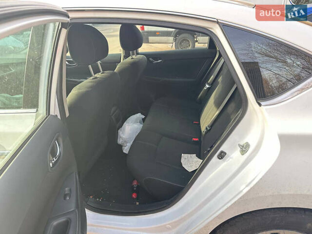 Білий Ніссан Сентра, об'ємом двигуна 1.8 л та пробігом 118 тис. км за 4850 $, фото 7 на Automoto.ua