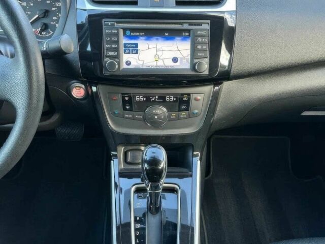 Білий Ніссан Сентра, об'ємом двигуна 1.8 л та пробігом 36 тис. км за 7000 $, фото 6 на Automoto.ua