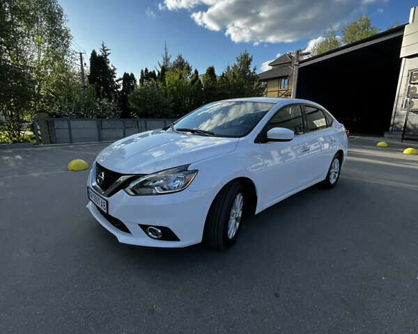 Білий Ніссан Сентра, об'ємом двигуна 1.8 л та пробігом 67 тис. км за 10700 $, фото 5 на Automoto.ua
