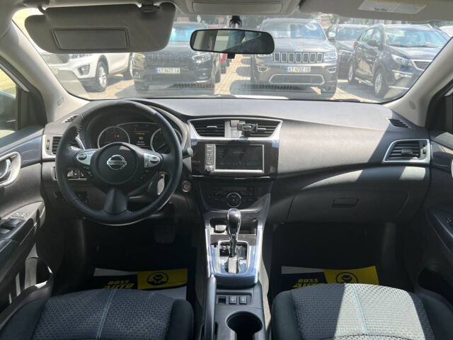 Белый Ниссан Сентра, объемом двигателя 1.8 л и пробегом 34 тыс. км за 13300 $, фото 13 на Automoto.ua