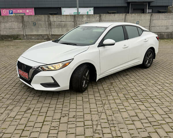 Белый Ниссан Сентра, объемом двигателя 2 л и пробегом 48 тыс. км за 14300 $, фото 6 на Automoto.ua