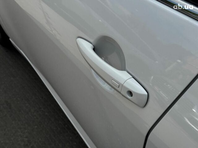 Білий Ніссан Сентра, об'ємом двигуна 2 л та пробігом 72 тис. км за 15990 $, фото 8 на Automoto.ua