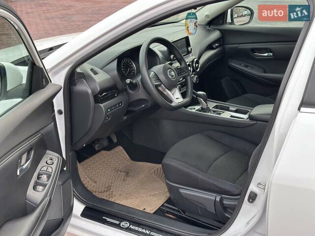 Белый Ниссан Сентра, объемом двигателя 2 л и пробегом 99 тыс. км за 12900 $, фото 21 на Automoto.ua