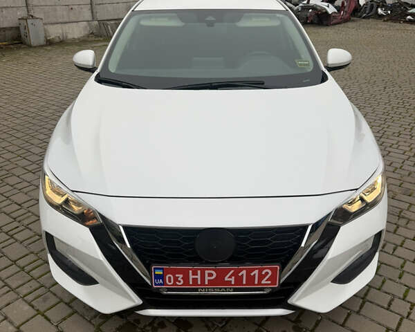 Белый Ниссан Сентра, объемом двигателя 2 л и пробегом 48 тыс. км за 14300 $, фото 7 на Automoto.ua