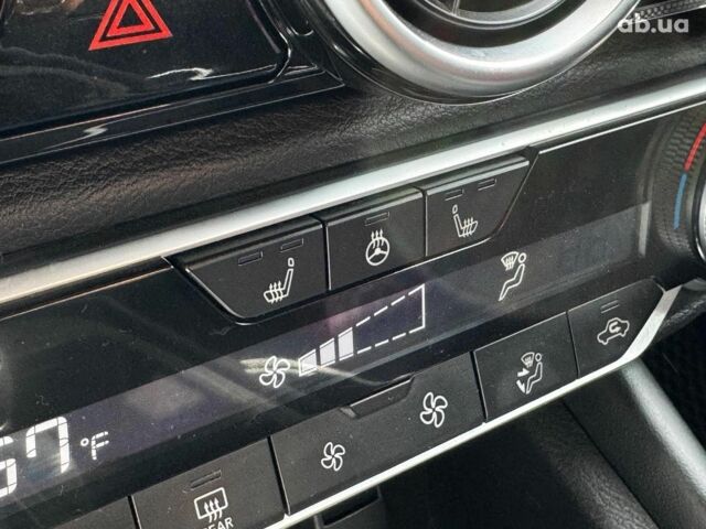 Білий Ніссан Сентра, об'ємом двигуна 2 л та пробігом 72 тис. км за 15990 $, фото 19 на Automoto.ua