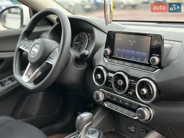 Белый Ниссан Сентра, объемом двигателя 2 л и пробегом 99 тыс. км за 12900 $, фото 12 на Automoto.ua