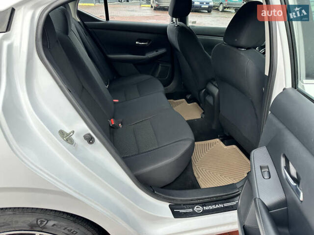 Белый Ниссан Сентра, объемом двигателя 2 л и пробегом 99 тыс. км за 12900 $, фото 16 на Automoto.ua