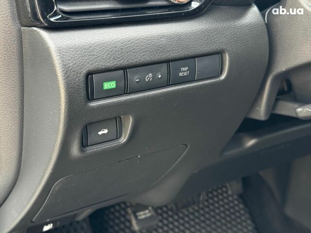 Білий Ніссан Сентра, об'ємом двигуна 2 л та пробігом 72 тис. км за 15990 $, фото 11 на Automoto.ua