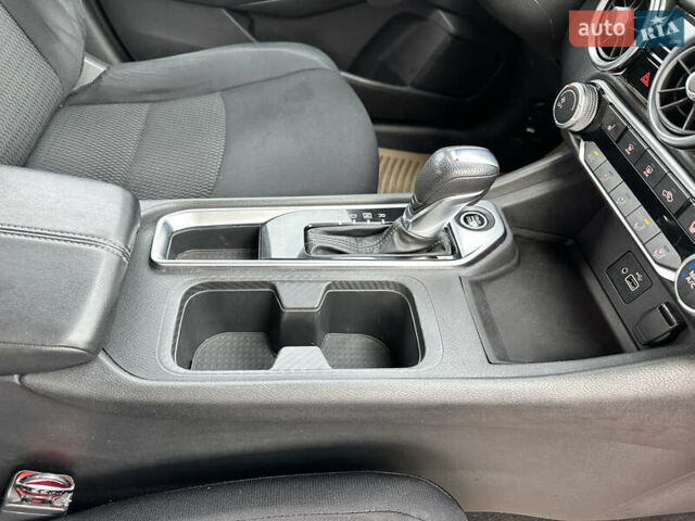 Белый Ниссан Сентра, объемом двигателя 2 л и пробегом 99 тыс. км за 12900 $, фото 14 на Automoto.ua