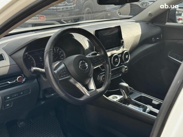 Білий Ніссан Сентра, об'ємом двигуна 2 л та пробігом 72 тис. км за 15990 $, фото 22 на Automoto.ua