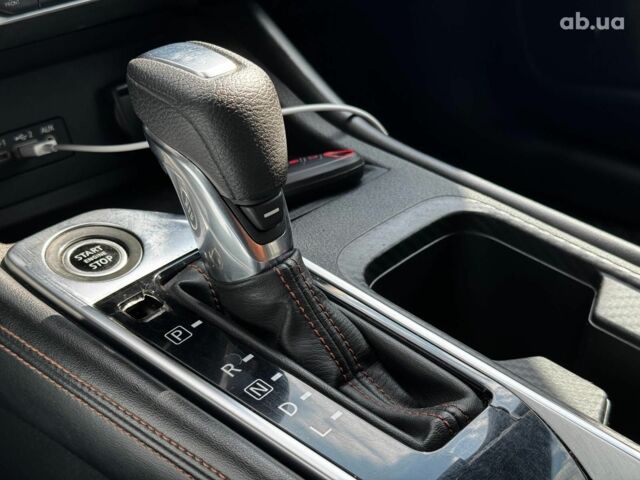 Білий Ніссан Сентра, об'ємом двигуна 2 л та пробігом 72 тис. км за 15990 $, фото 16 на Automoto.ua